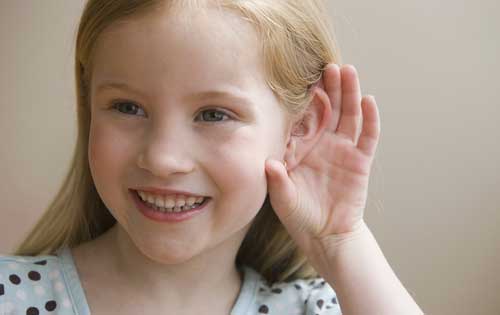 影响听损儿童言语言语发展的因素