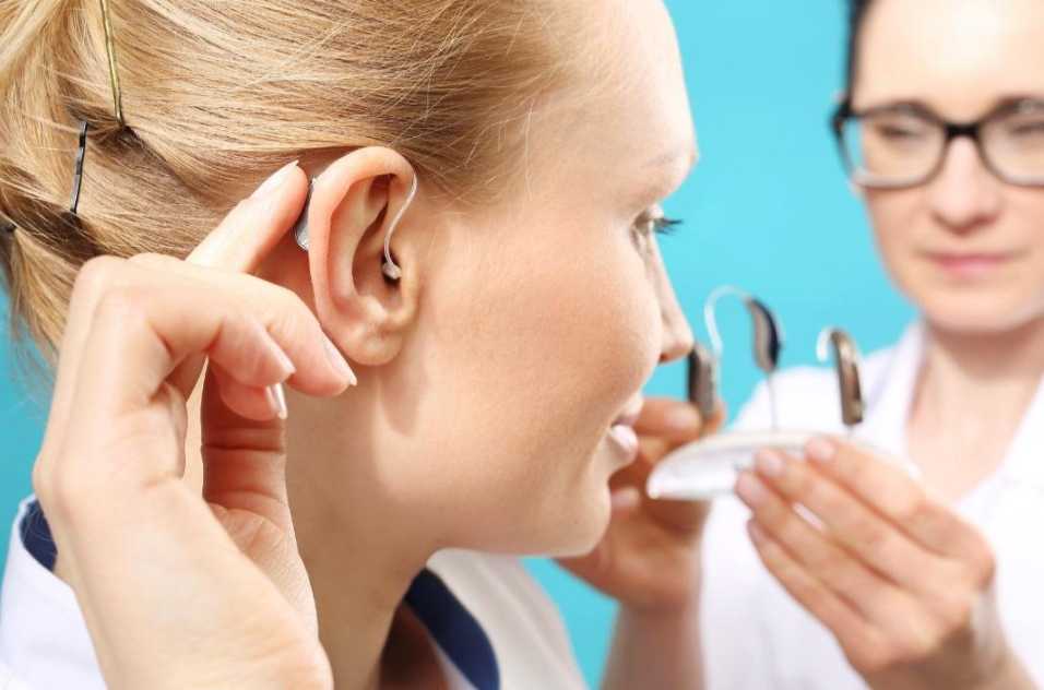 听力不好的人应该定期检查听力吗？(图2）
